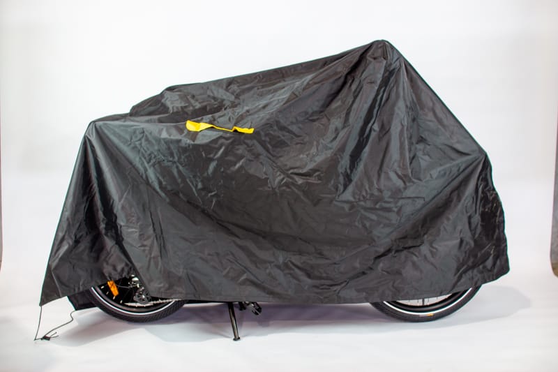 Raha Outdoor Cover