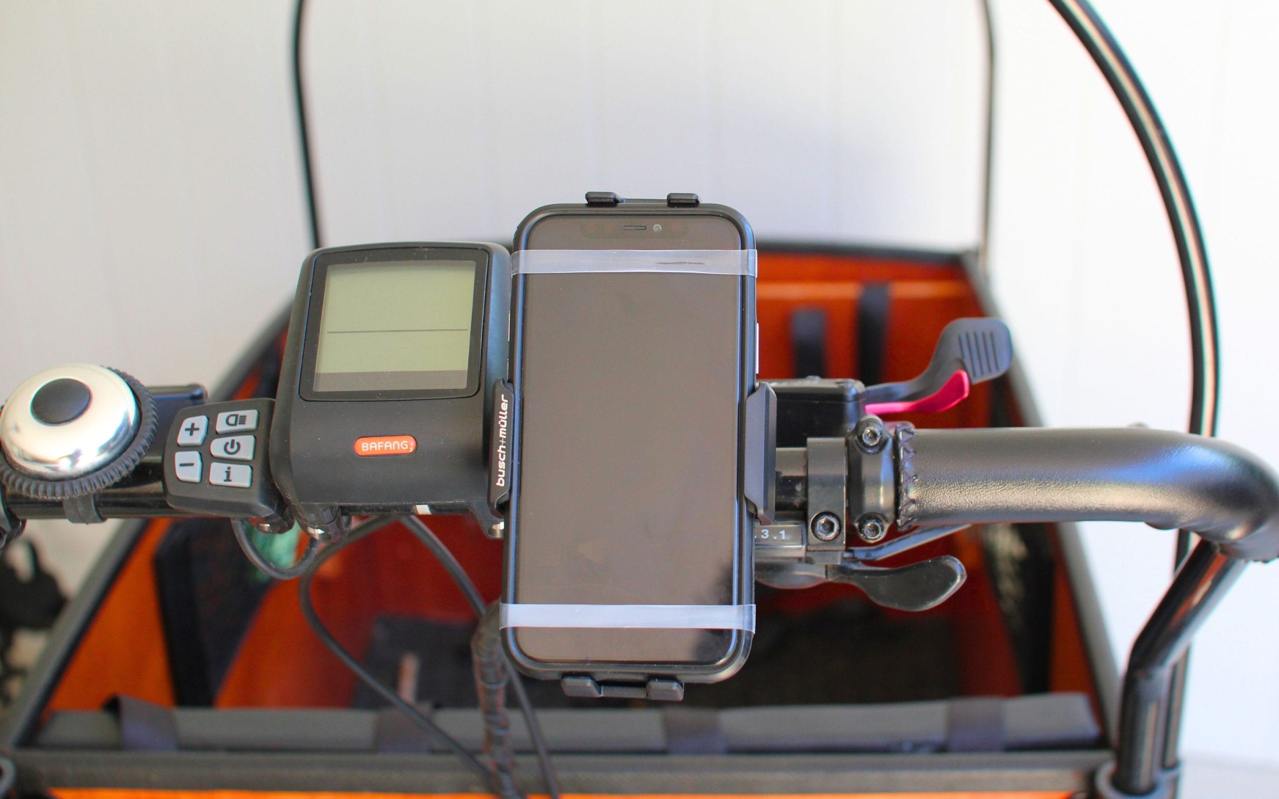 Busch and Muller Universal Mobile Phone Holder